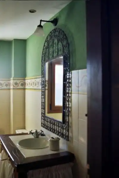 Baño de Piso de alquiler en Granada con Aire acondicionado, Calefacción y Terraza