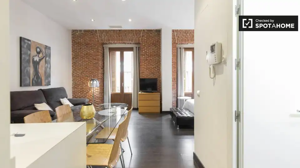 Appartamento con terrazza in affitto a Centro, imagen 10