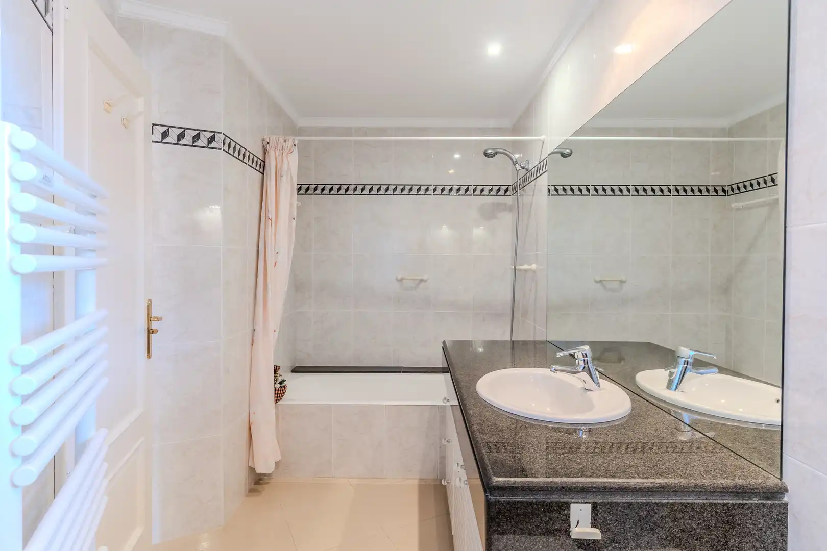 Bany de Casa o xalet en venda en Palafrugell amb Aire condicionat, Jardí privat i Terrassa