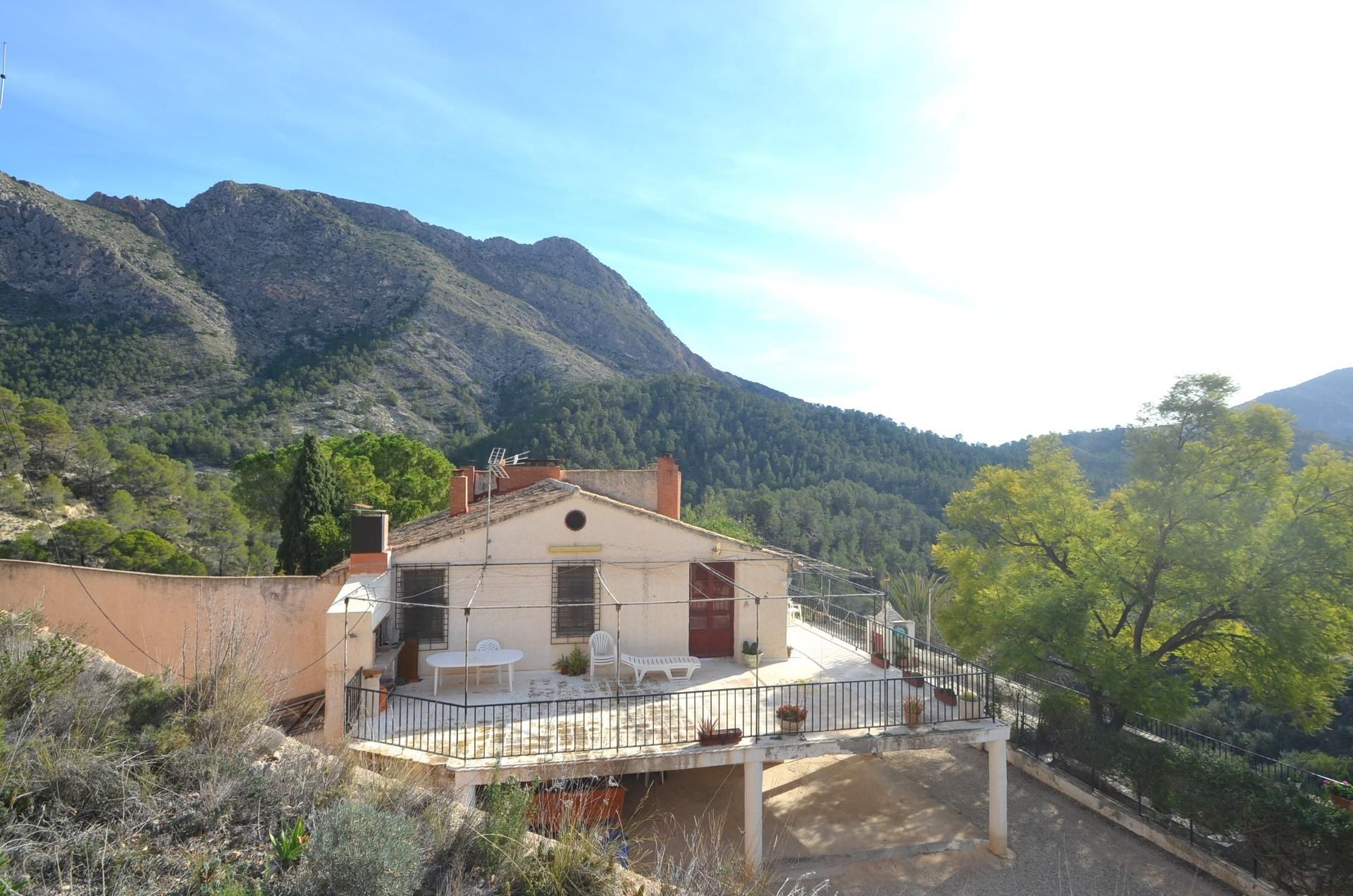 Exterior view of House or chalet for sale in Orxeta  with Terrace, Storage room and Furnished