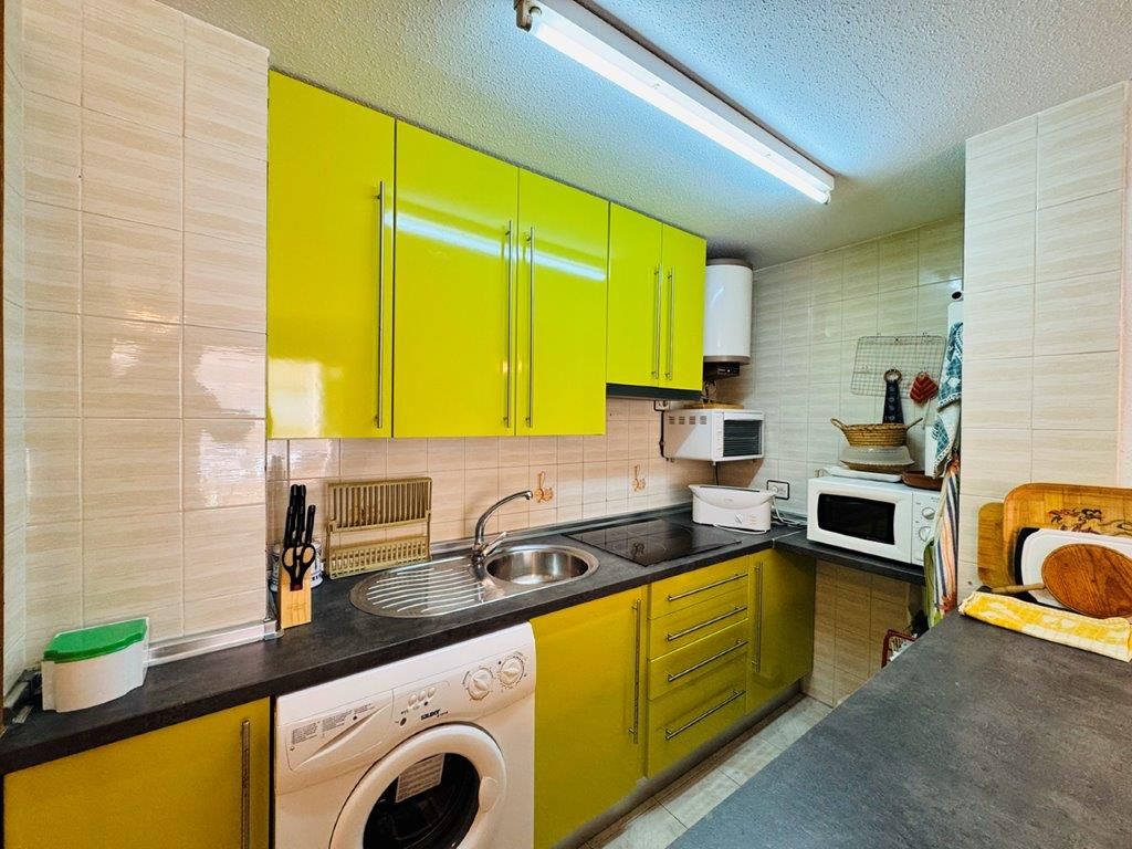 Cocina de Piso en venta en Torrevieja con Amueblado