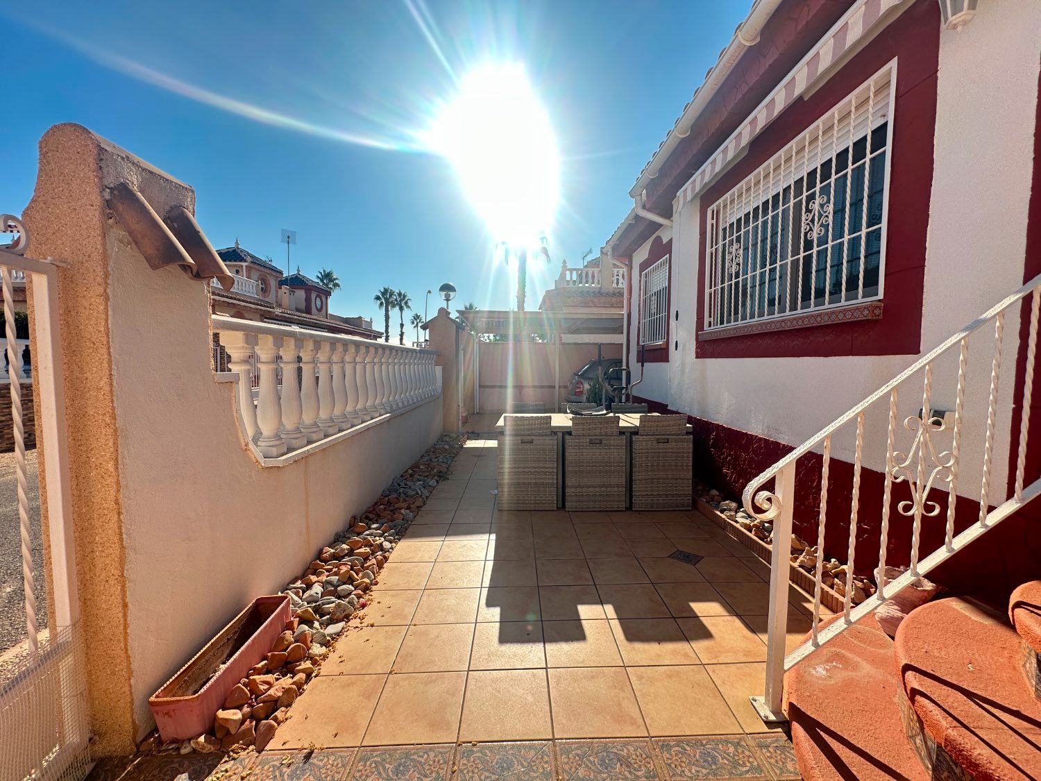 Vista exterior de Casa o xalet en venda en Orihuela amb Piscina i Moblat