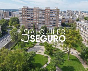 Vista exterior de Pis de lloguer en  Madrid Capital amb Calefacció