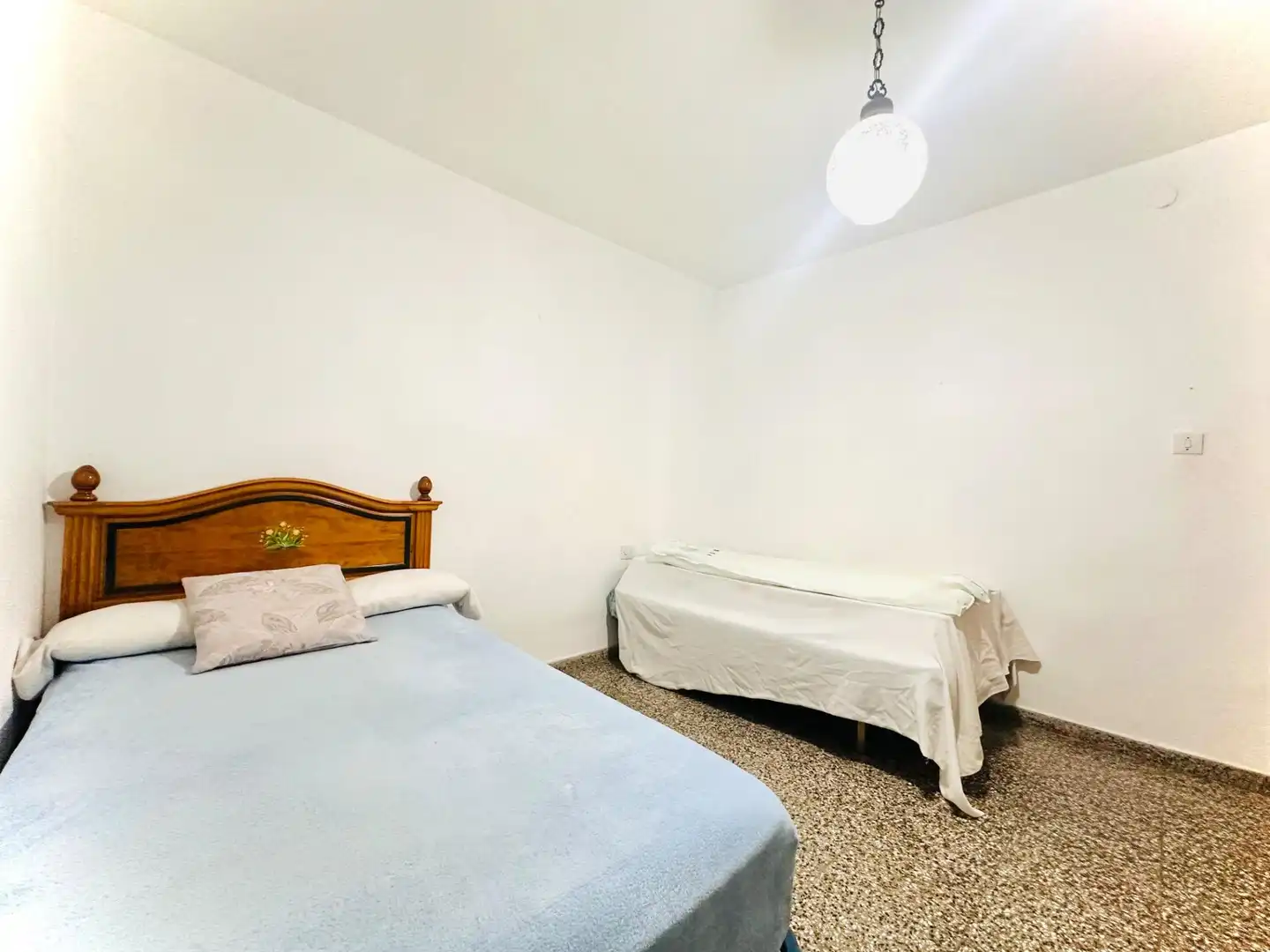 Dormitori de Casa o xalet en venda en Maracena amb Terrassa i Traster