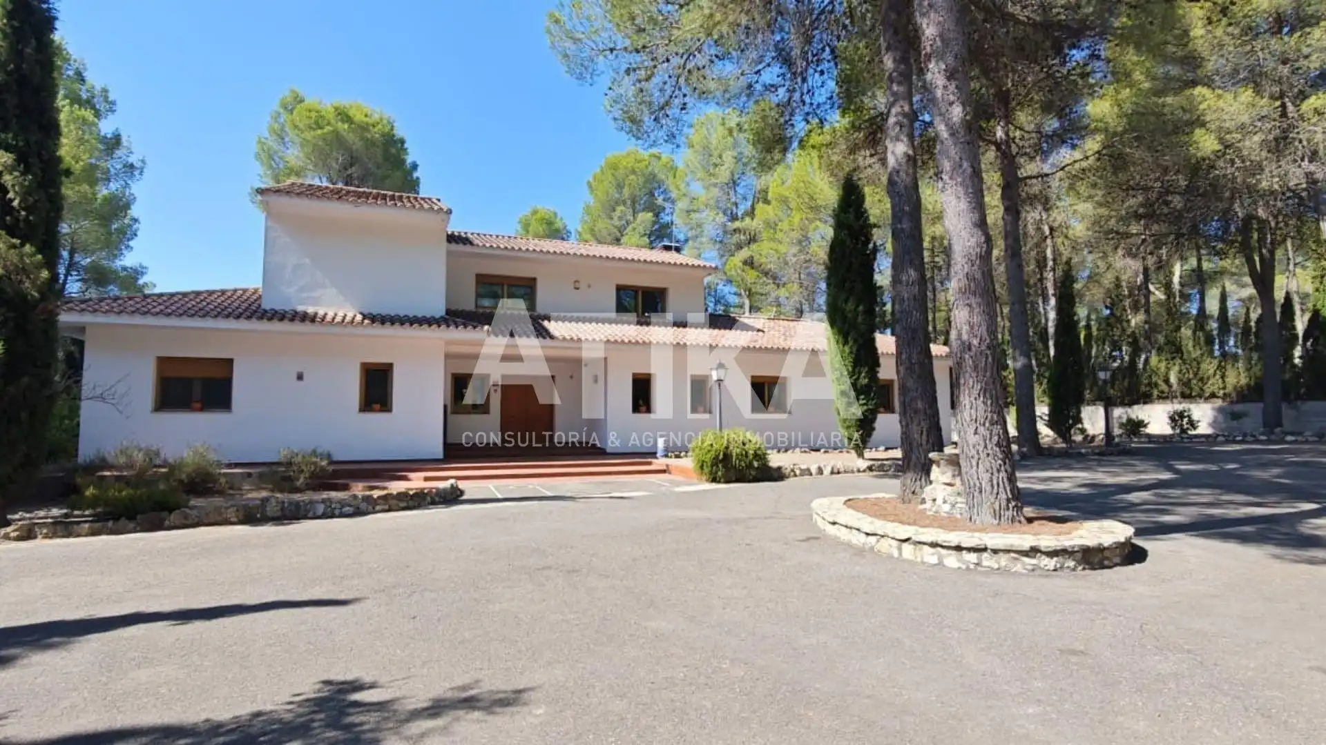 Exterior view of Houses for sale in Ontinyent  with Air Conditioner, Heating and Private garden