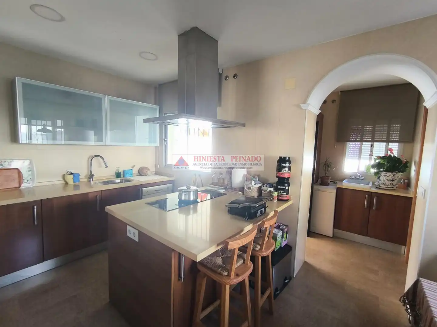 Chalet con piscina en venta en Valdelagrana, imagen 8