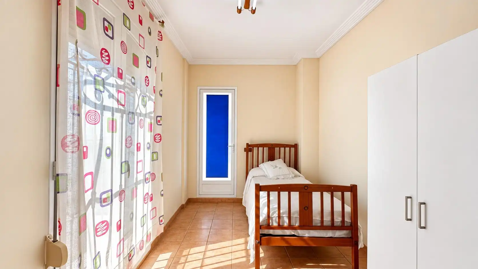 Habitación de Casa o chalet en venta en L'Alcúdia con Aire acondicionado, Terraza y Trastero