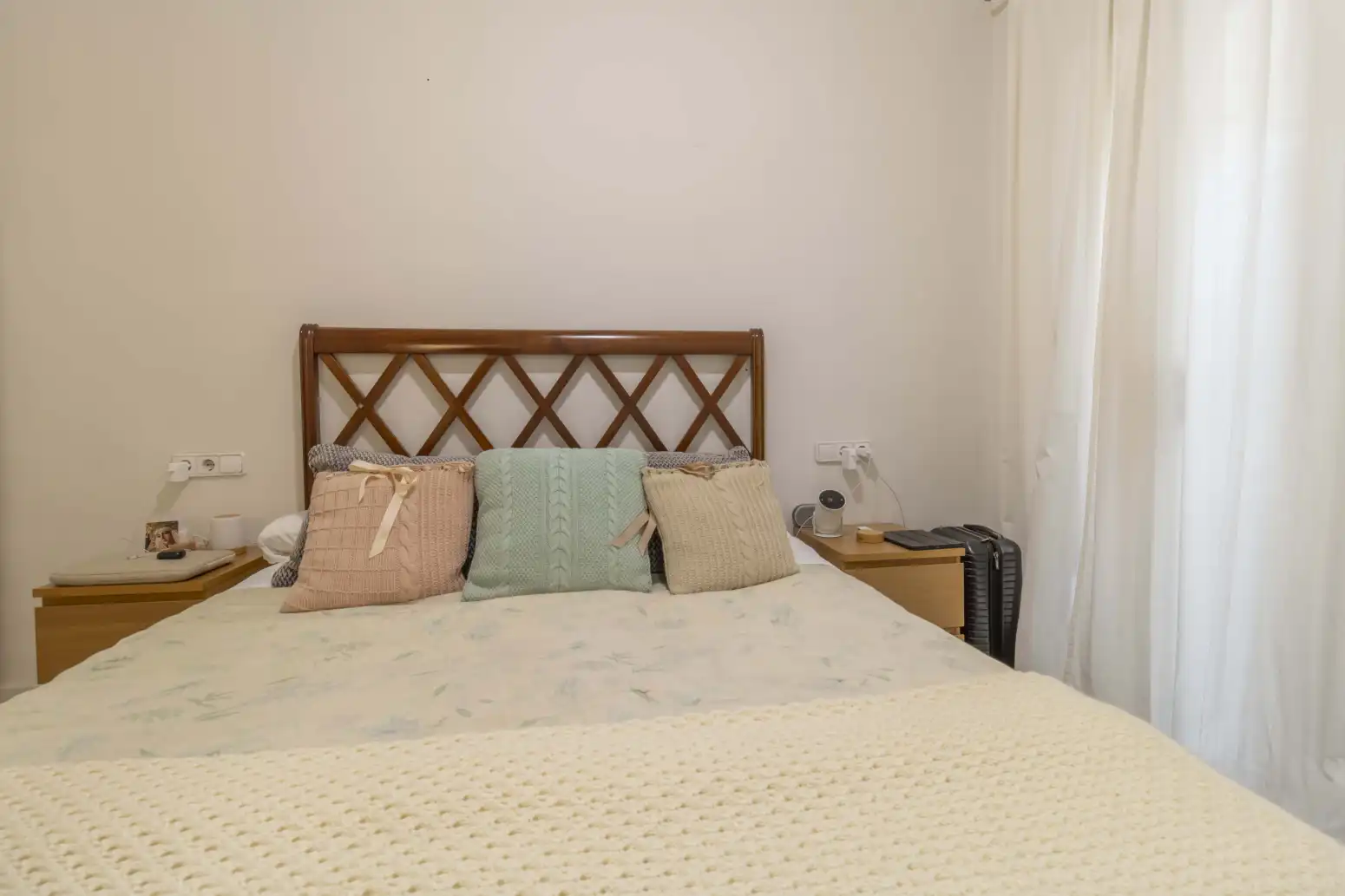 Bedroom of Flat for sale in Sevilla  with Air Conditioner, Heating and Balcony
