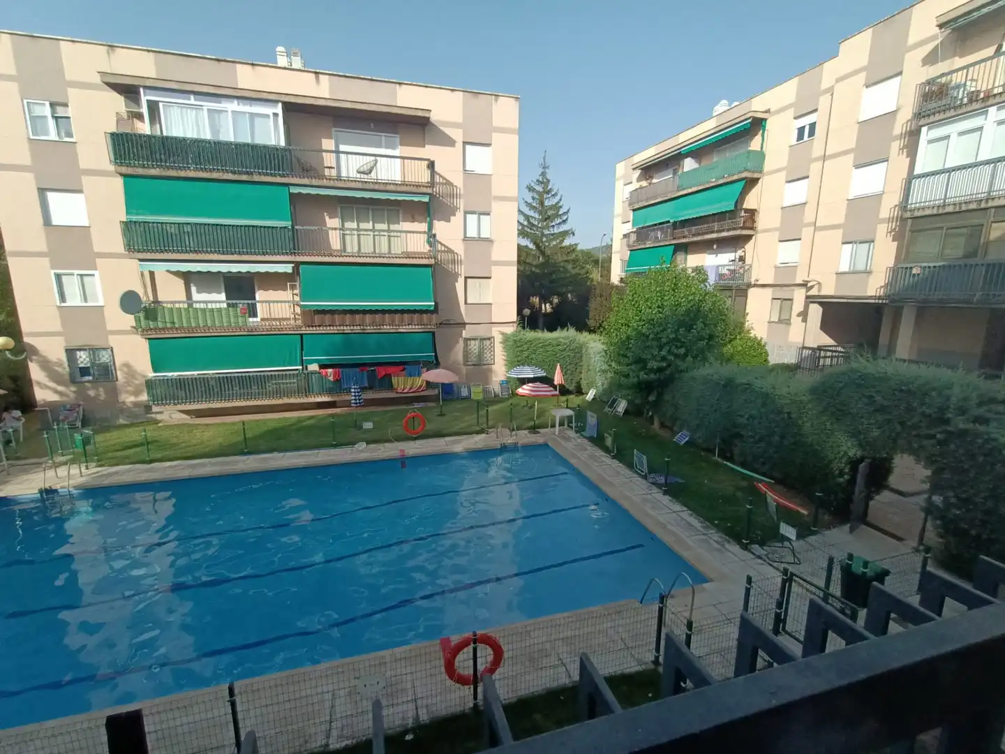 Piscina de Pis en venda en Collado Villalba amb Calefacció, Terrassa i Traster