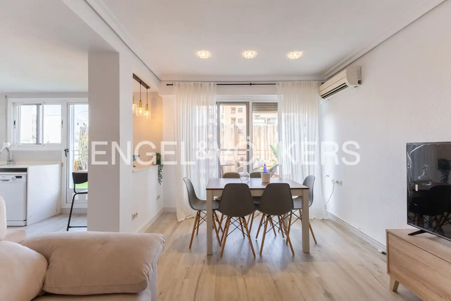 Comedor de Piso de alquiler en Mislata con Aire acondicionado, Calefacción y Terraza