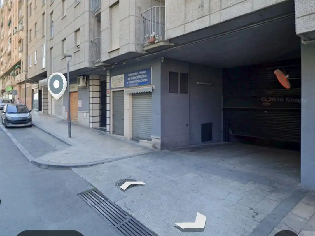 Außenansicht von Garage zur Miete in Jaén