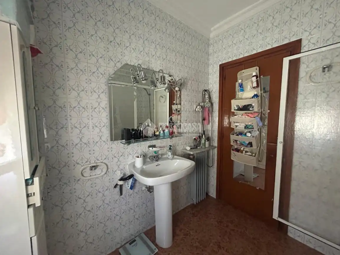 Baño de Piso en venta en Puertollano