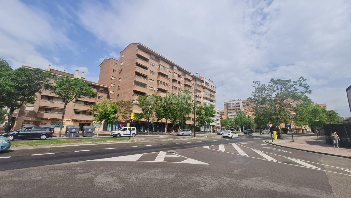 Exterior view of Flat for sale in  Zaragoza Capital  with Air Conditioner, Heating and Terrace