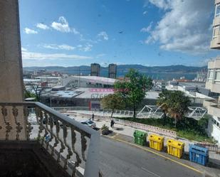 Vista exterior de Pis de lloguer en Vigo  amb Parquet, Traster i Moblat