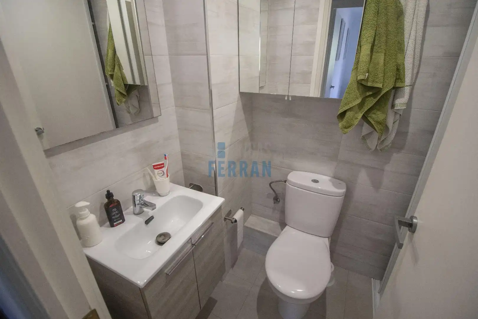 Bathroom of Apartments for sale in El Vendrell  with Air Conditioner, Terrace and Furnished