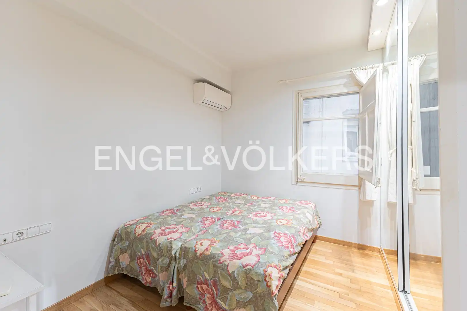 Habitación de Piso en venta en Eixample