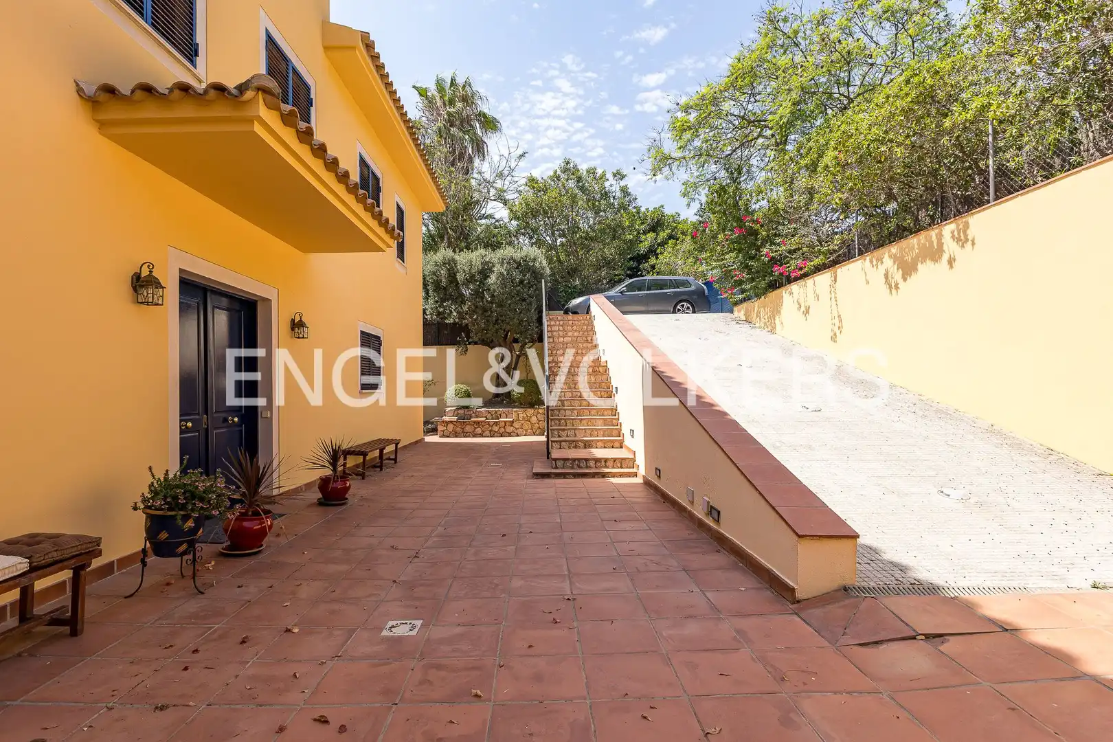 Terrace of Houses for sale in Sitges  with Air Conditioner, Heating and Private garden