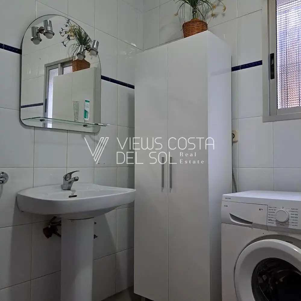 Baño de Casa o chalet en venta en Torrox con Terraza, Amueblado y Horno