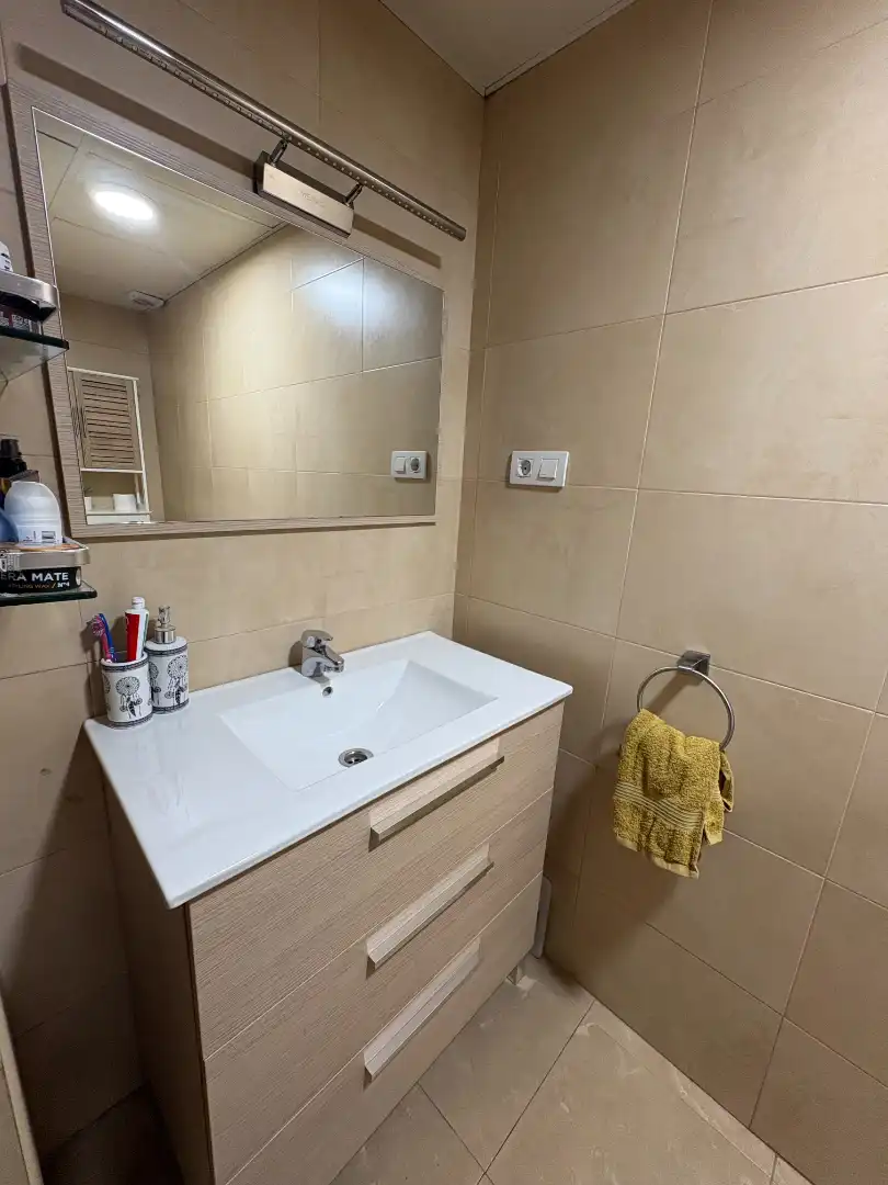 Badezimmer von Maisonette zum Verkauf in Vallgorguina mit Klimaanlage, Heizung und Terrasse