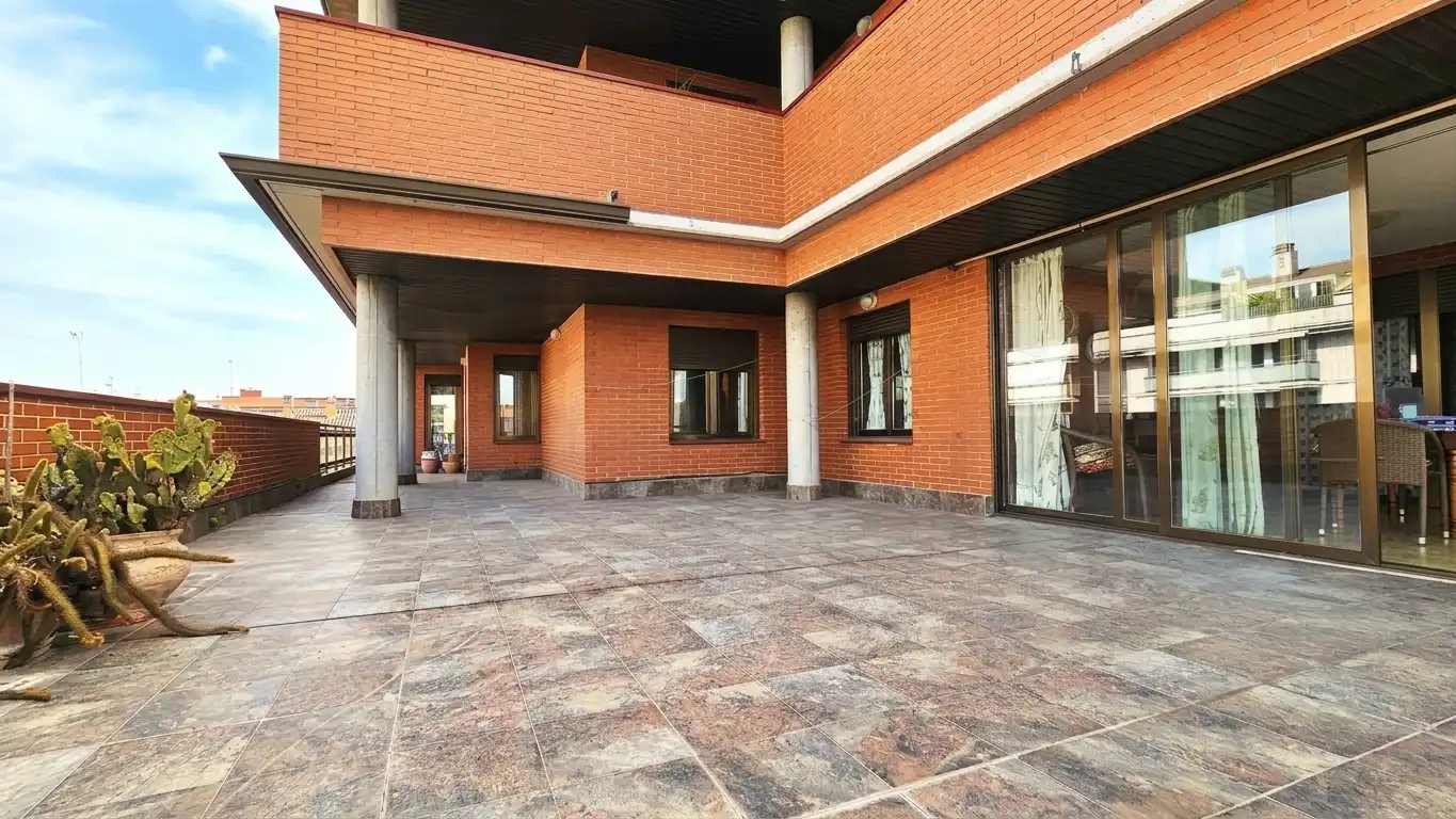 Terraza de Piso en venta en Zaragoza con Aire acondicionado, Calefacción y Terraza