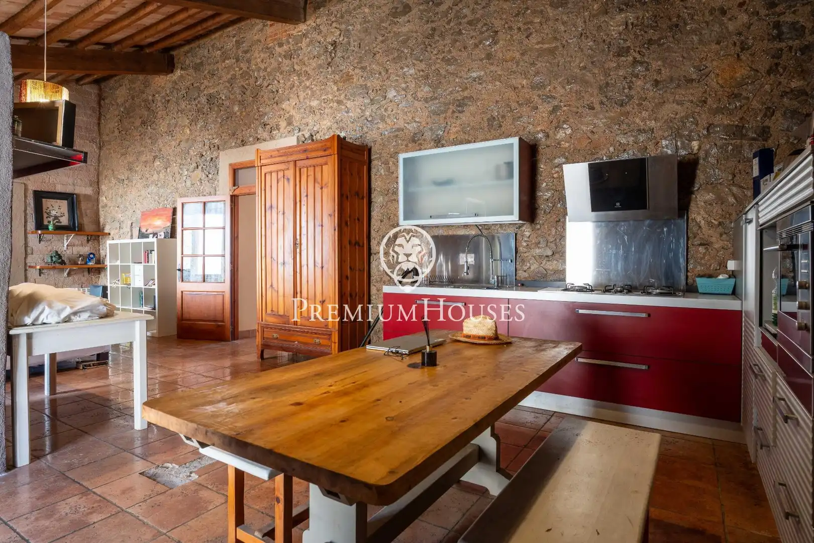 Cuina de Finca rústica en venda en Sant Pere de Ribes amb Calefacció i Jardí privat