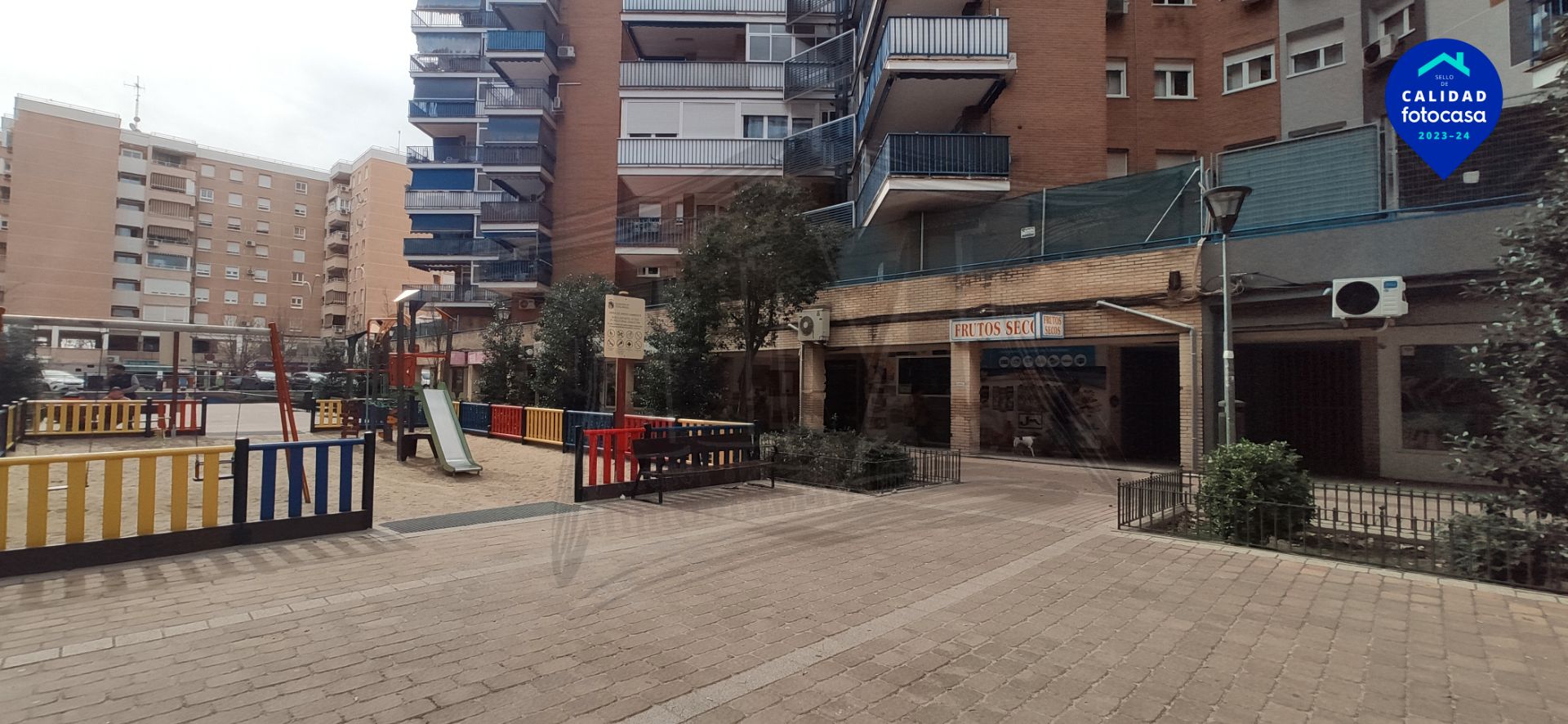 Vista exterior de Piso en venta en Fuenlabrada con Aire acondicionado, Calefacción y Jardín privado