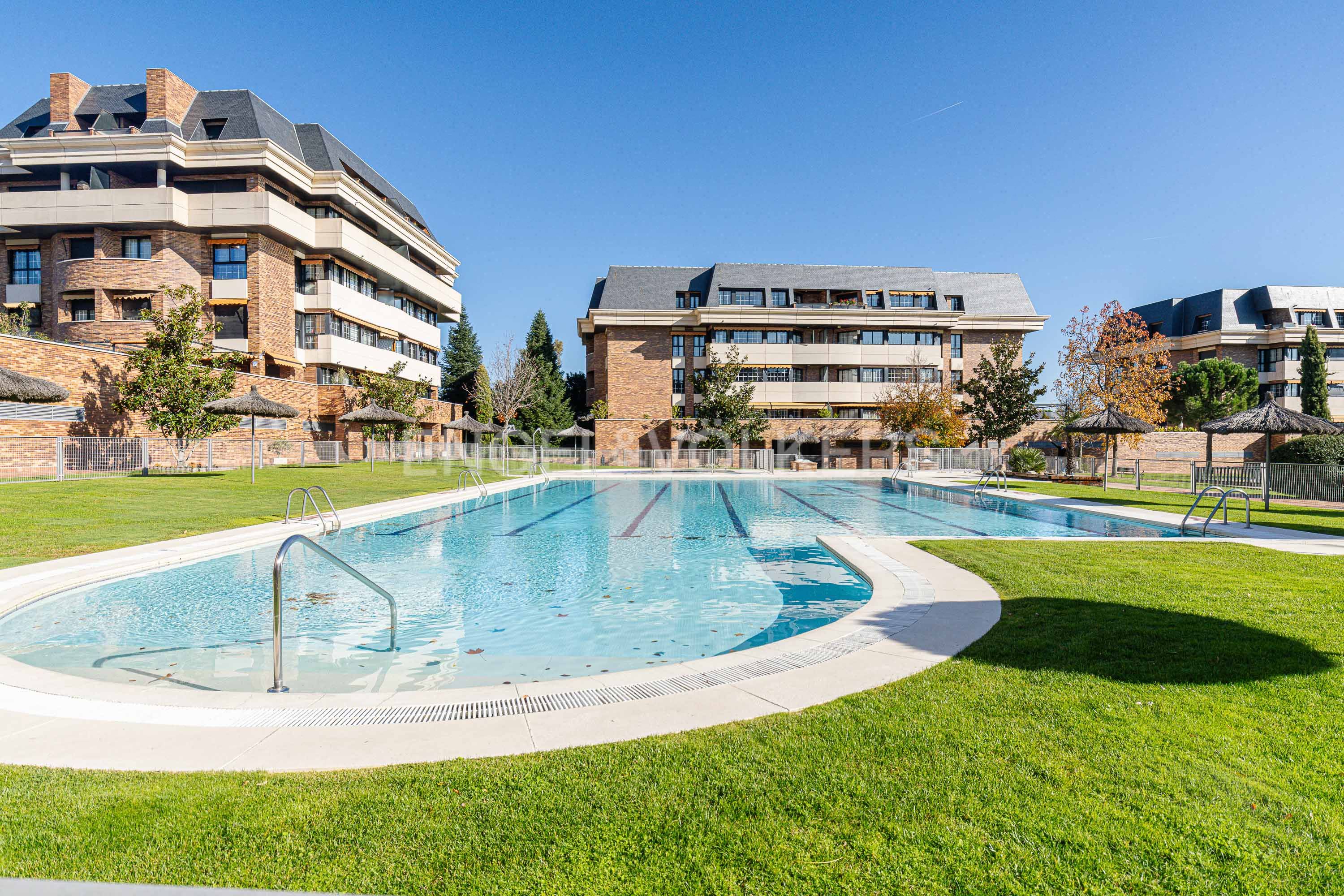 Apartment to rent in Calle Salvador Dalí, Golf - El Carralero