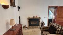 Sala d'estar de Finca rústica en venda en Telde amb Calefacció, Jardí privat i Terrassa
