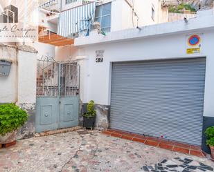 Exterior view of House or chalet for sale in  Granada Capital  with Private garden and Terrace