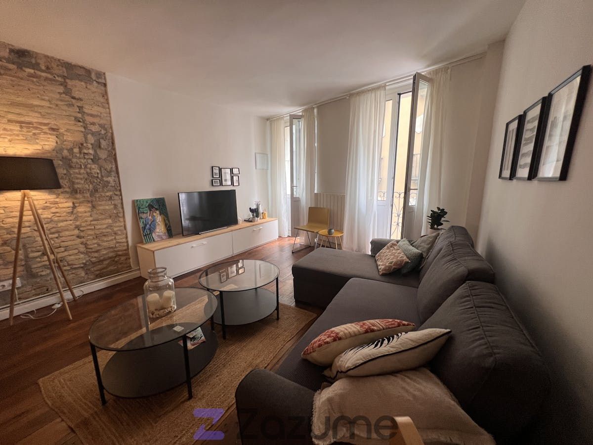 Wohnung zur Miete in C. de la Estafeta, Casco Antiguo