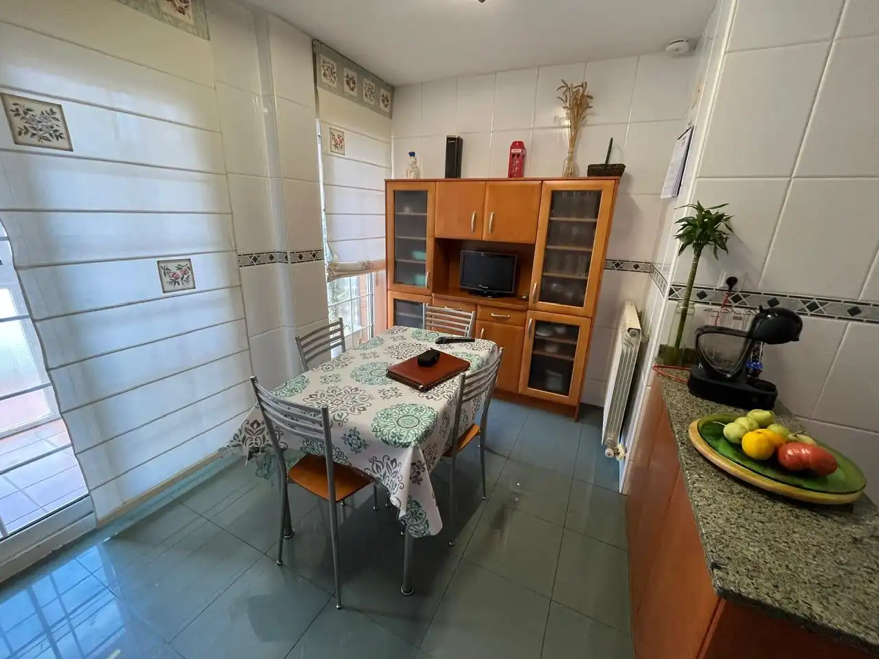 Cocina de Casa adosada en venta en Zaragoza con Aire acondicionado, Calefacción y Jardín privado