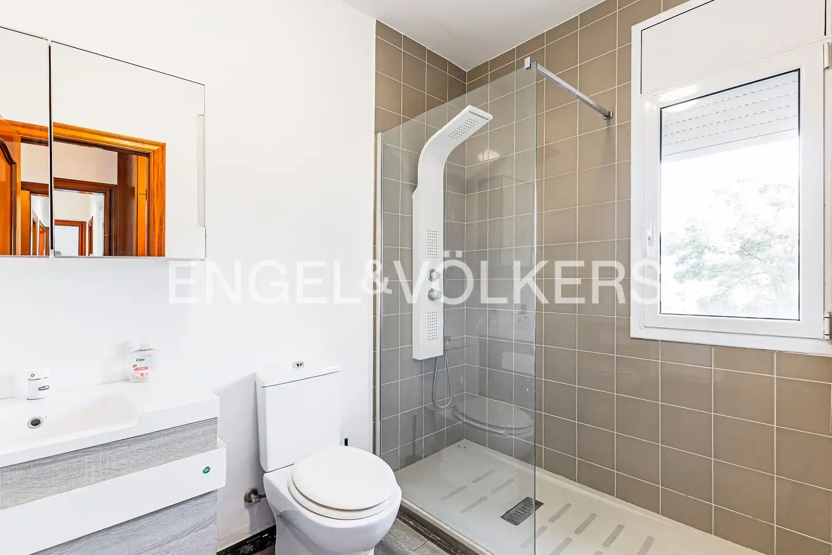 Haus mit Pool zum Verkauf in Torrelles de Llobregat, imagen 35