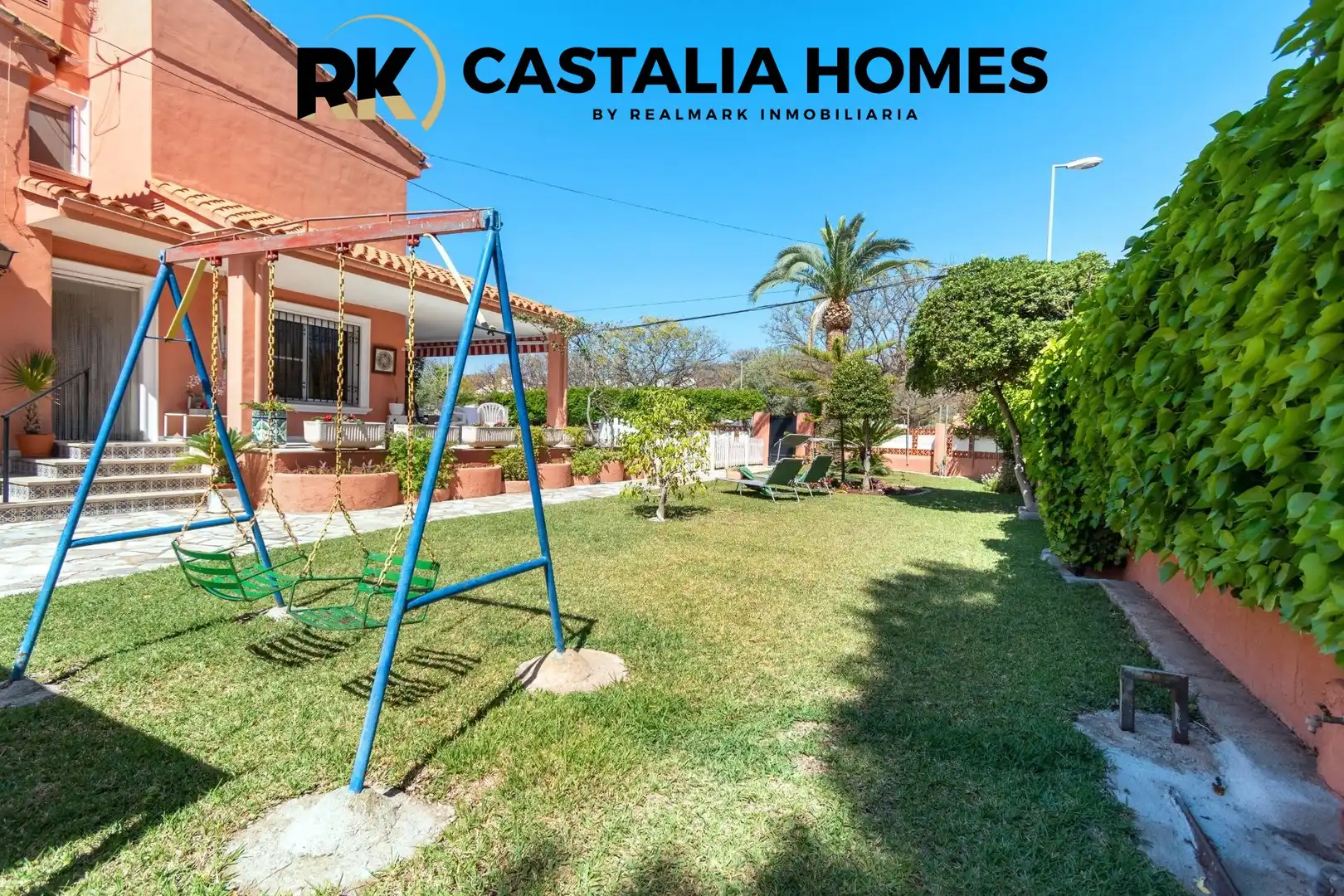 Vista exterior de Casa o chalet en venta en Benicasim / Benicàssim con Calefacción, Jardín privado y Terraza