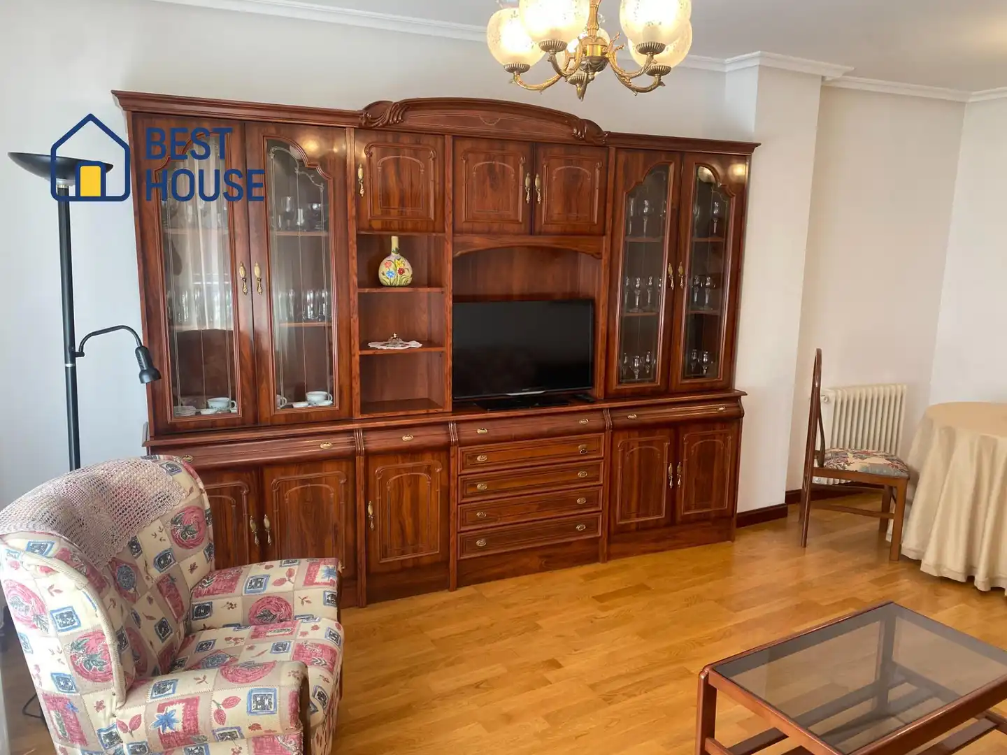 Wohnzimmer von Wohnungen zur Miete in León Capital  mit Heizung, Terrasse und Abstellraum
