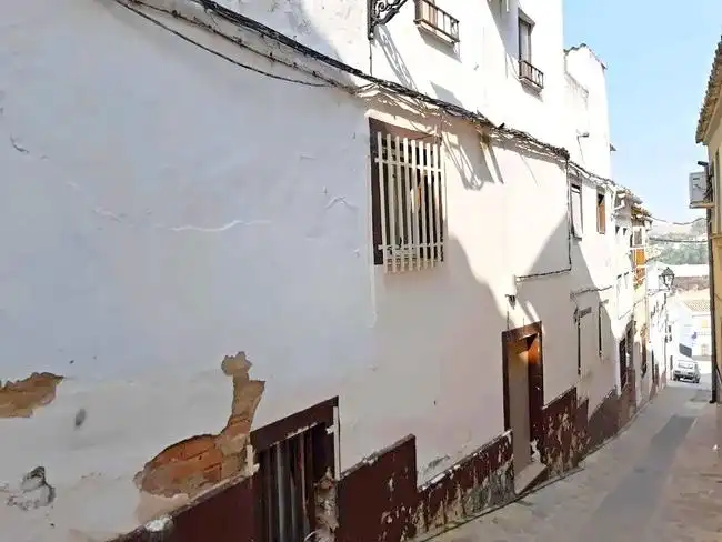 Exterior view of Houses for sale in Baena