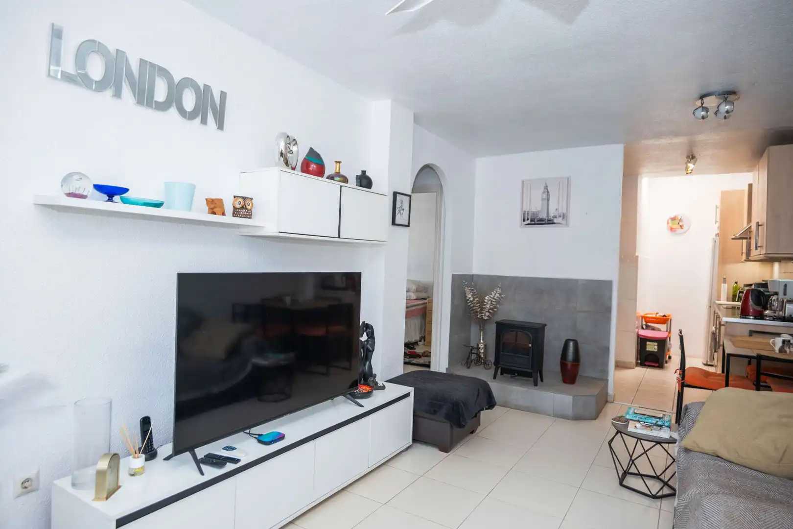 Sala de estar de Casa adosada en venta en Pilar de la Horadada con Aire acondicionado, Jardín privado y Terraza