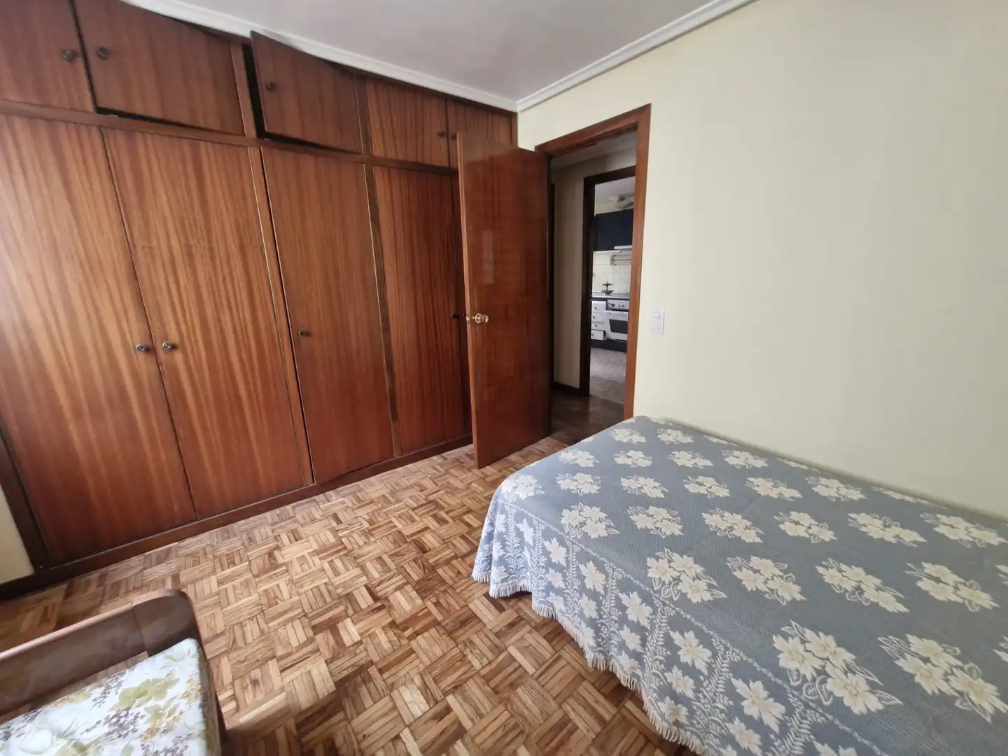 Bedroom of Flat for sale in Ourense Capital   with Heating, Parquet flooring and Terrace
