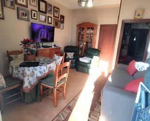 Sala d'estar de Casa o xalet en venda en Villaverde del Río amb Aire condicionat, Terrassa i Traster