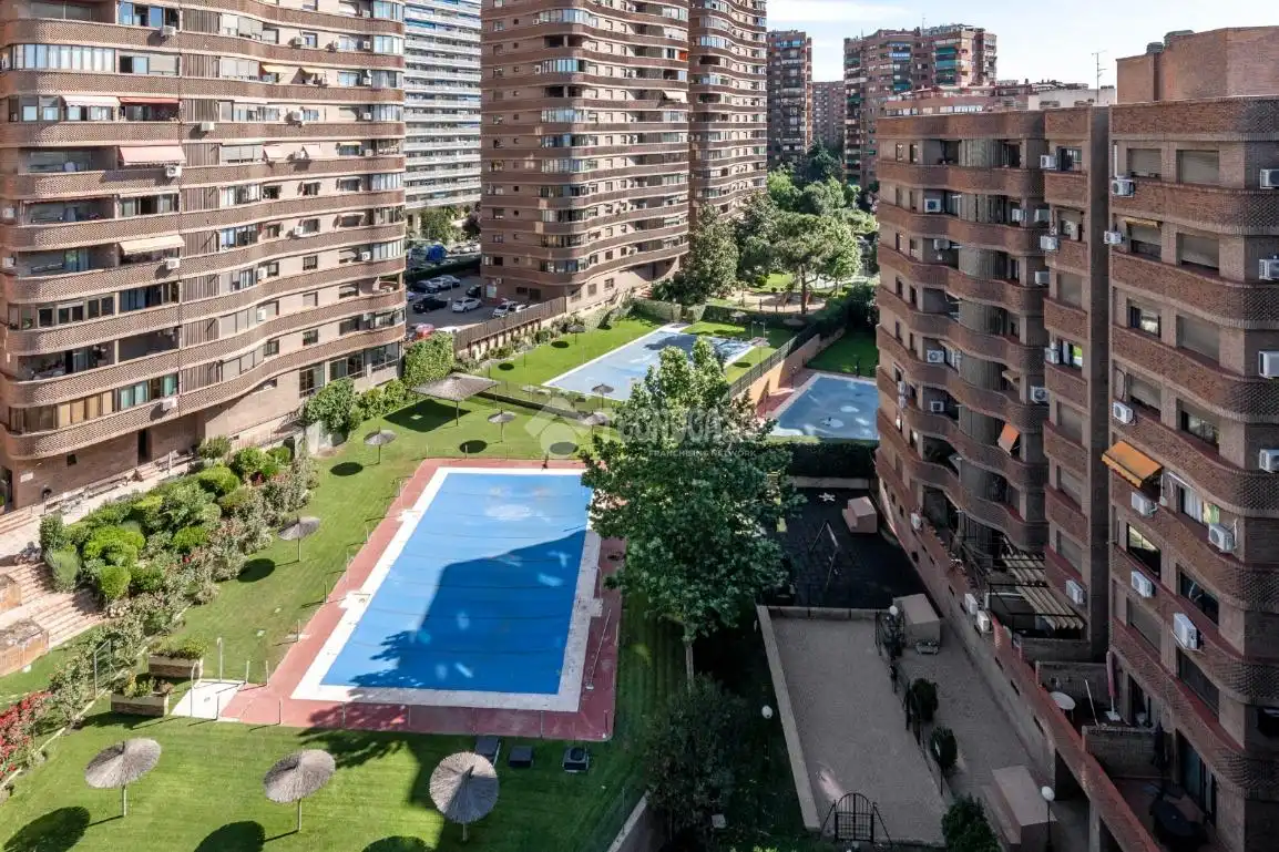Pis amb piscina en venda a Ciudad Lineal, imagen 7