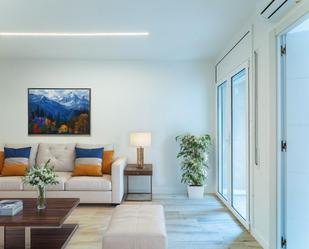 Sala d'estar de Apartament en venda en L'Hospitalet de Llobregat amb Aire condicionat, Calefacció i Balcó