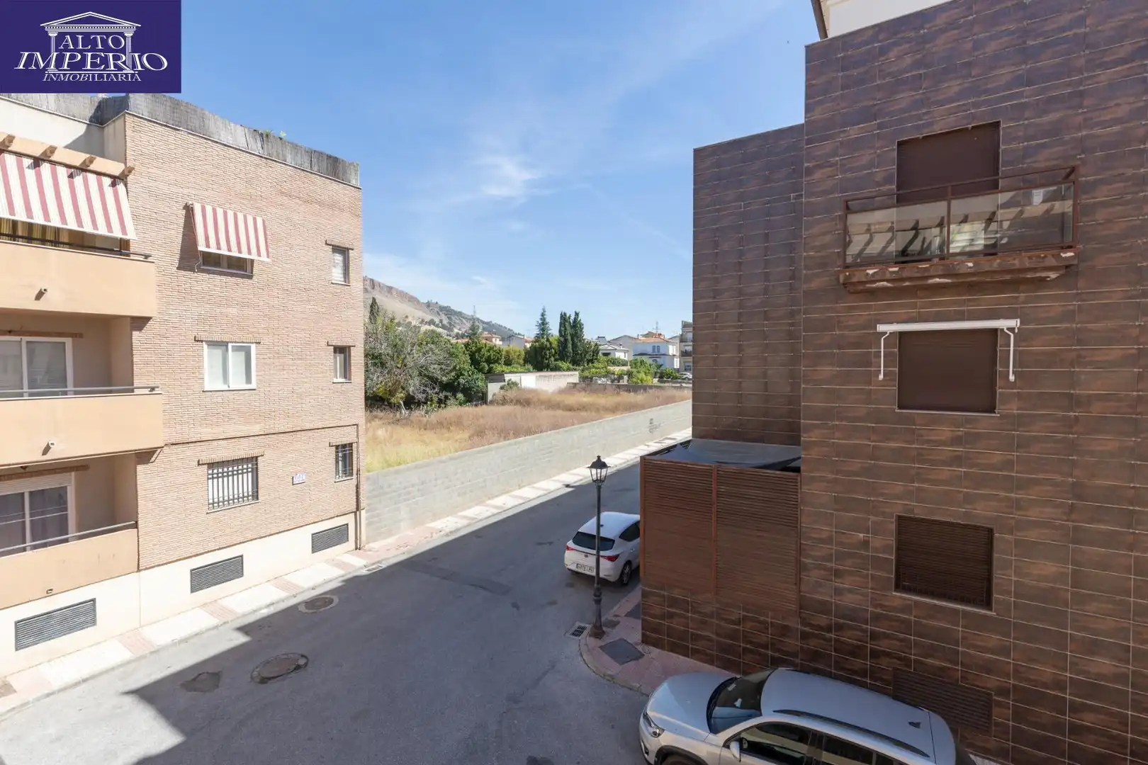 Außenansicht von Wohnung zum Verkauf in Atarfe mit Terrasse