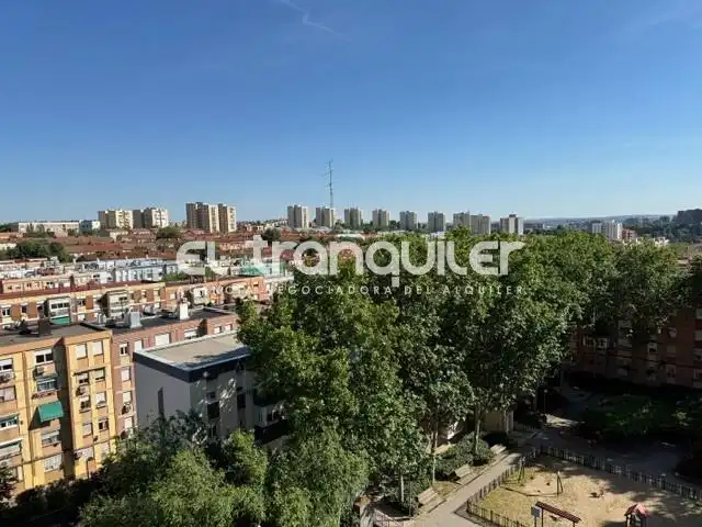 Vista exterior de Pis de lloguer en Madrid amb Aire condicionat, Parquet i Moblat