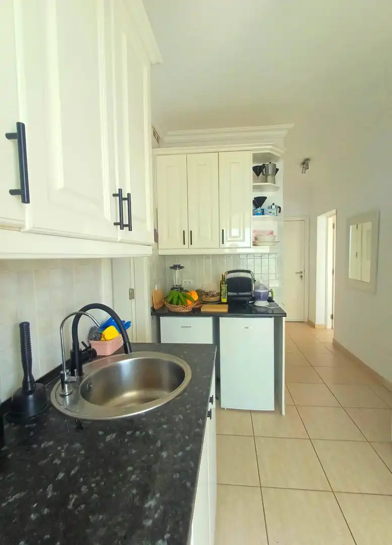 Cuina de Apartament en venda en Puerto de la Cruz amb Aire condicionat, Terrassa i Traster