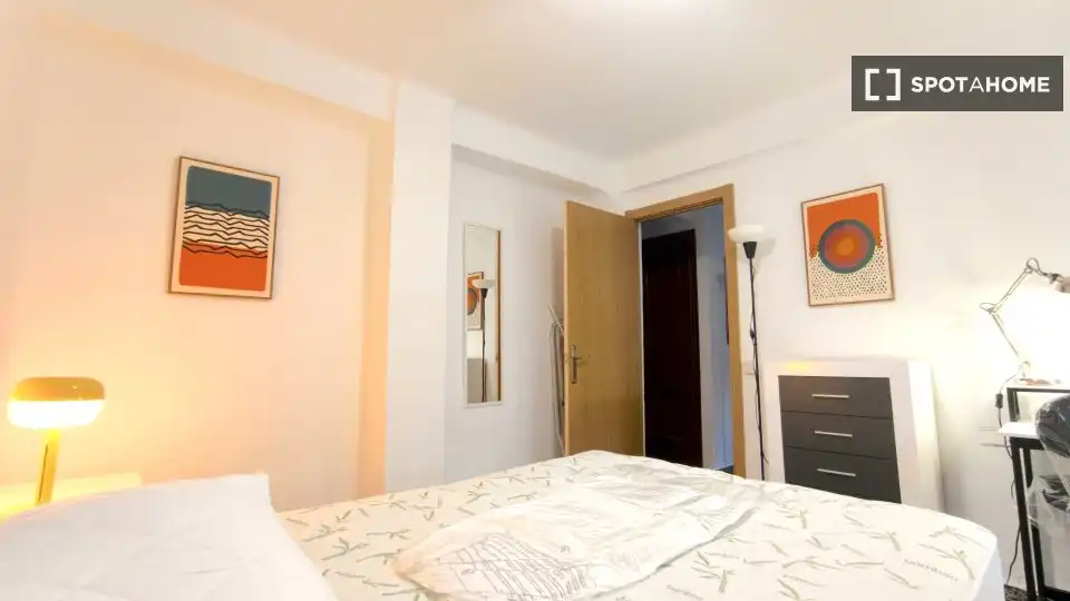 Habitación de Piso para compartir en Carretera de Cádiz