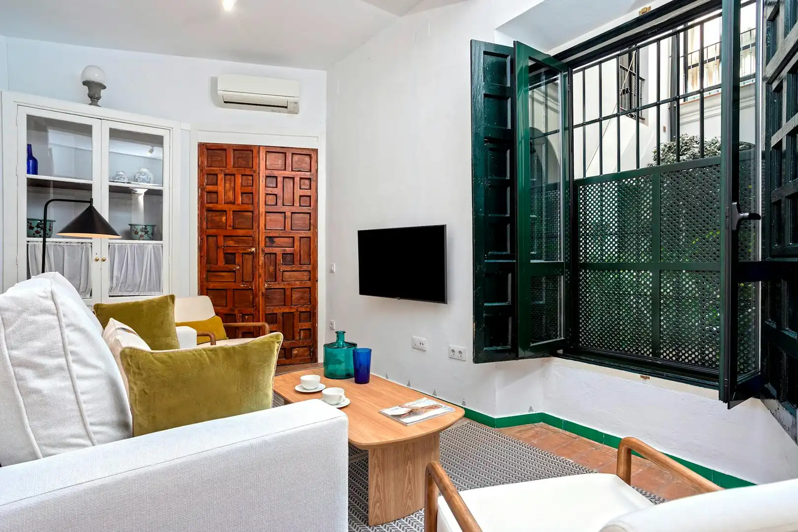 Sala de estar de Piso de alquiler en Sevilla con Aire acondicionado, Calefacción y Lavadora