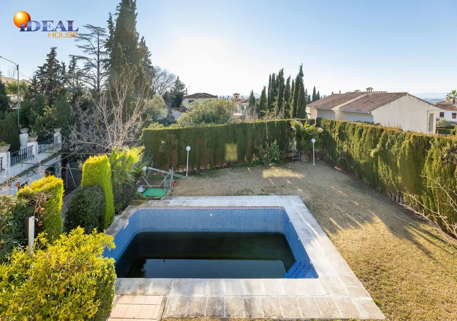 Chalet con piscina en venta en Cájar