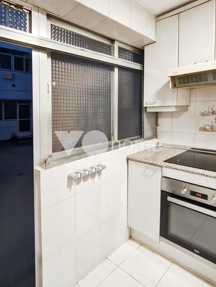 Cocina de Planta baja en venta en Madrid con Calefacción