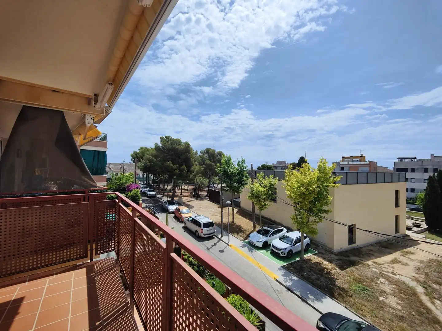 Vista exterior de Piso en venta en Cunit con Terraza y Alarma