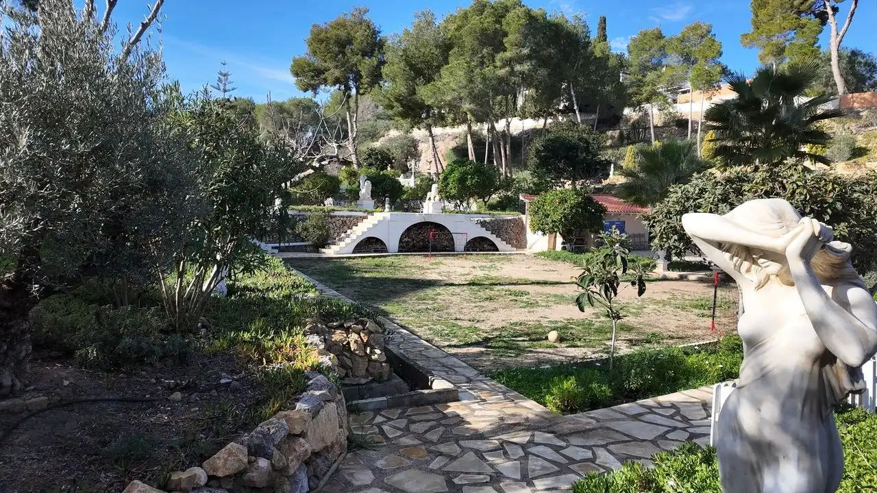 Jardín de Casa o chalet en venta en L'Alfàs del Pi con Aire acondicionado, Calefacción y Jardín privado