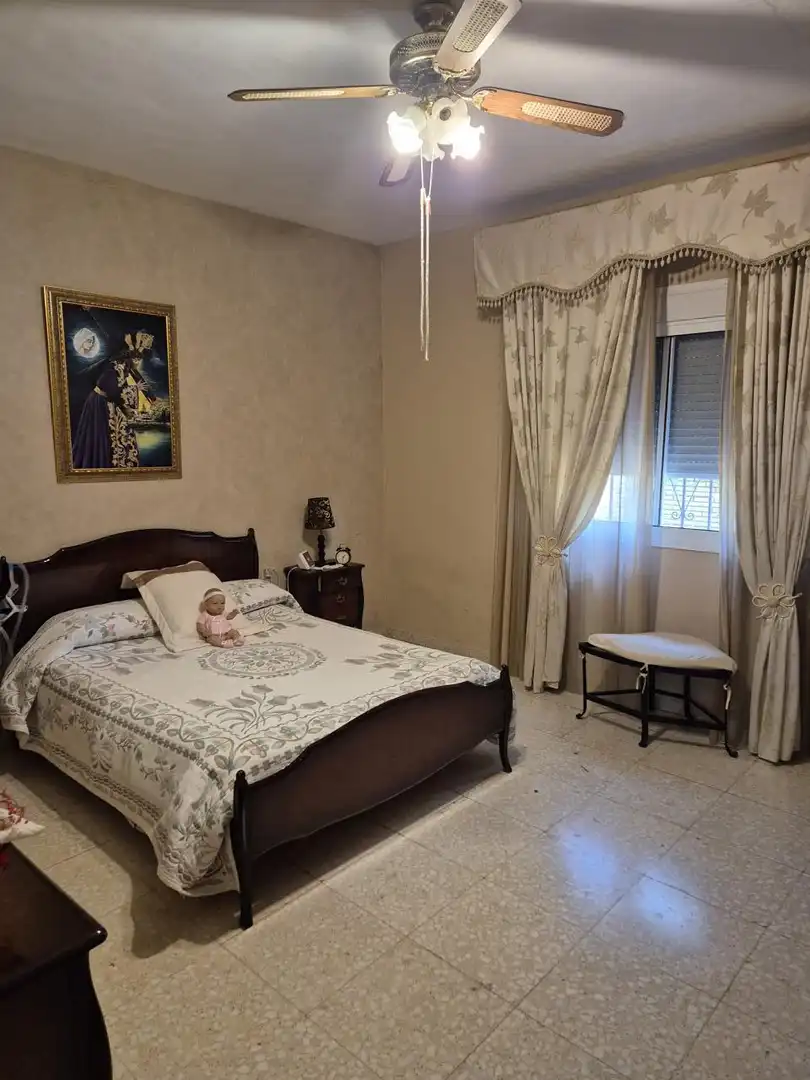 Habitación de Casa o chalet en venta en Coria del Río